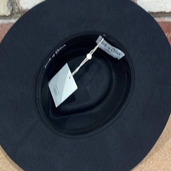 The Phoenix Classic Fedora Hat NWT size M main image 5